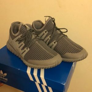 Adidas Tubular Radial J